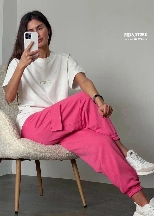 Спортивный костюм 22947609