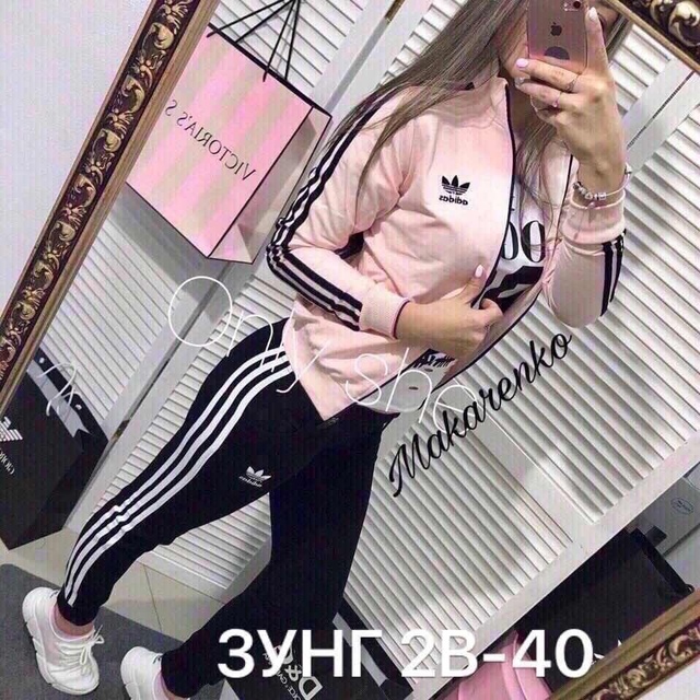 Спортивный костюм 22949752