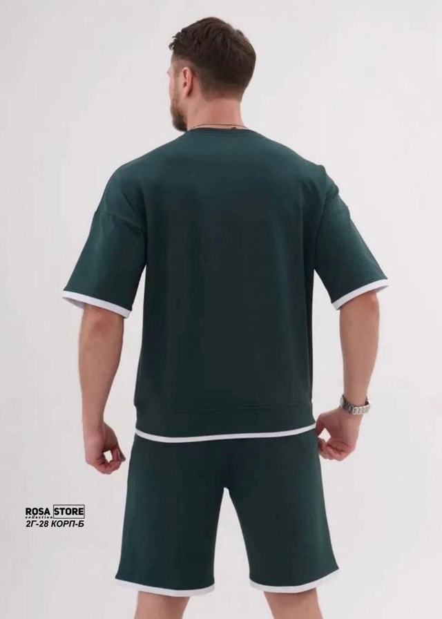 Спортивный костюм 22948448