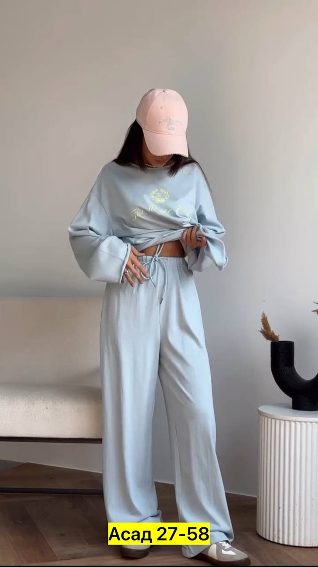 Спортивный костюм 22949947