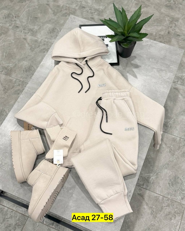 Спортивный костюм 22950047