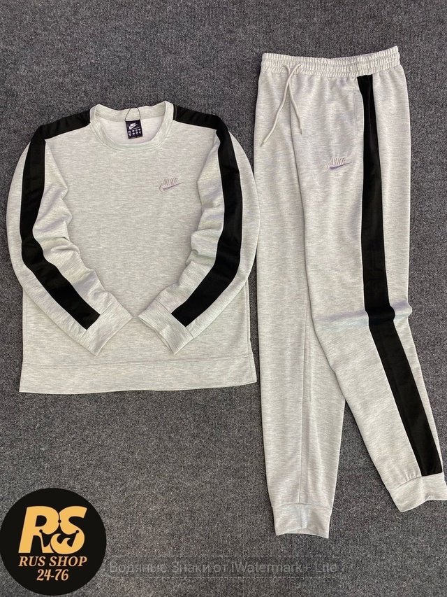 Спортивный костюм 22948928