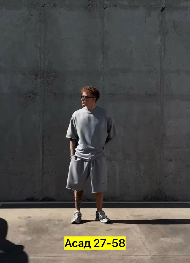 Спортивный костюм 22948971