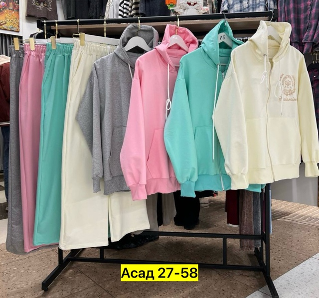 Спортивный костюм 22952901