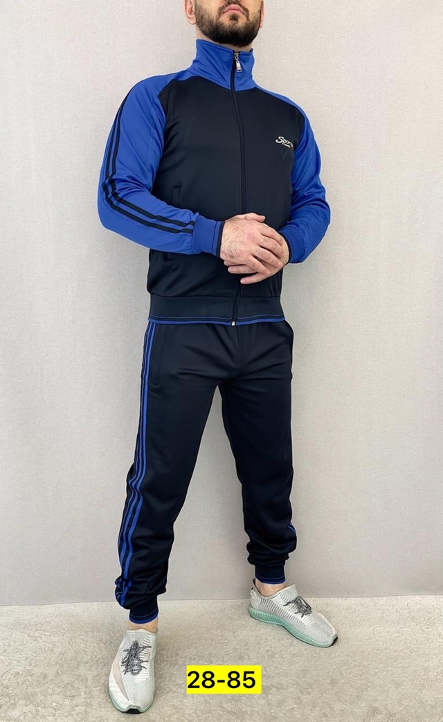 Спортивный костюм 22954230