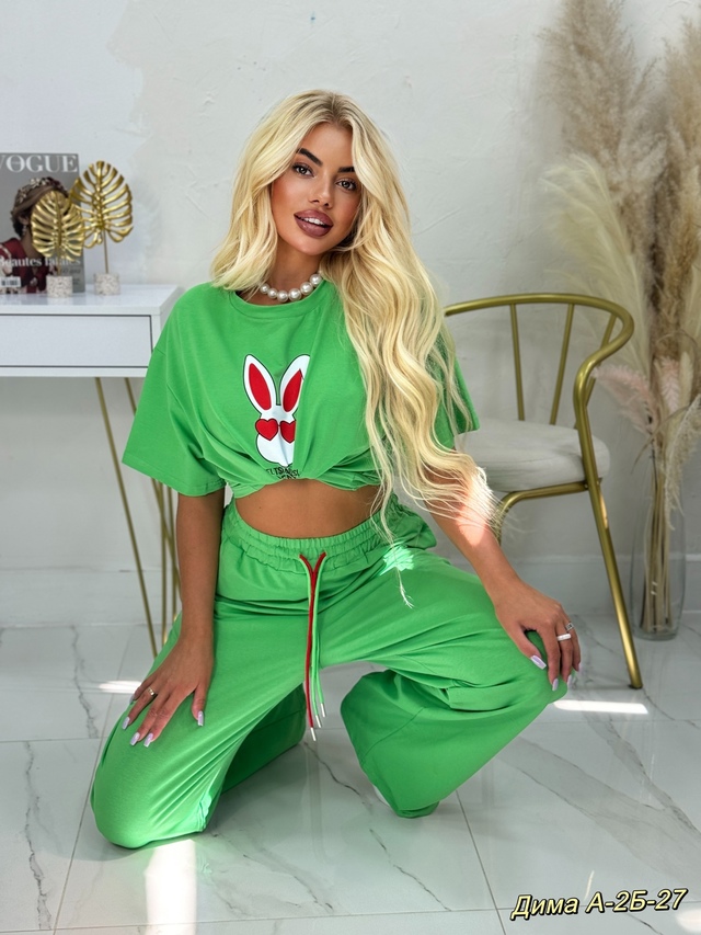 Спортивный костюм 22961649