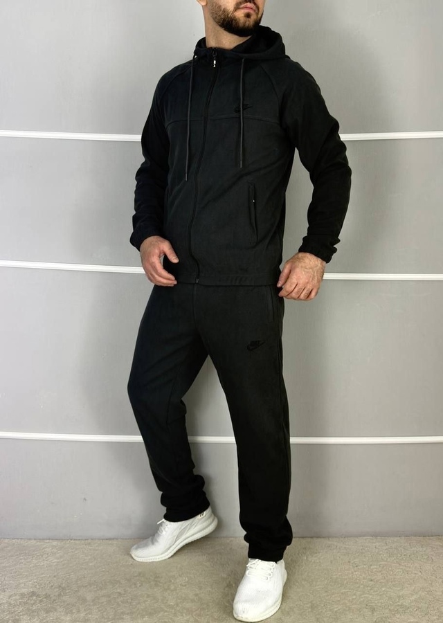 Спортивный костюм 22962355