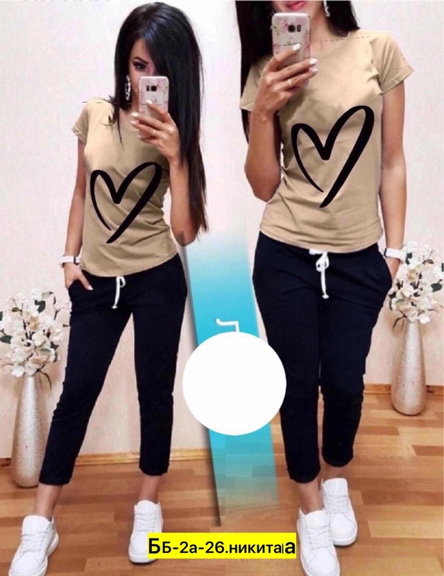 Спортивный костюм 22964503