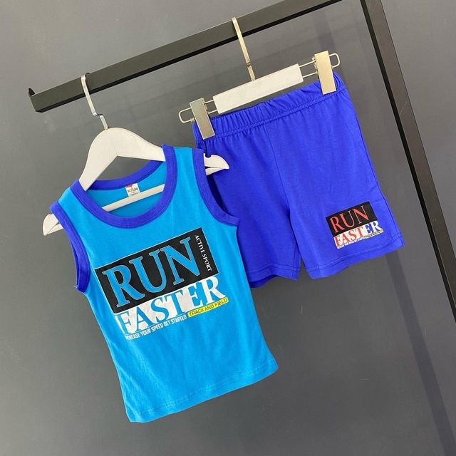 Спортивный костюм 22962277