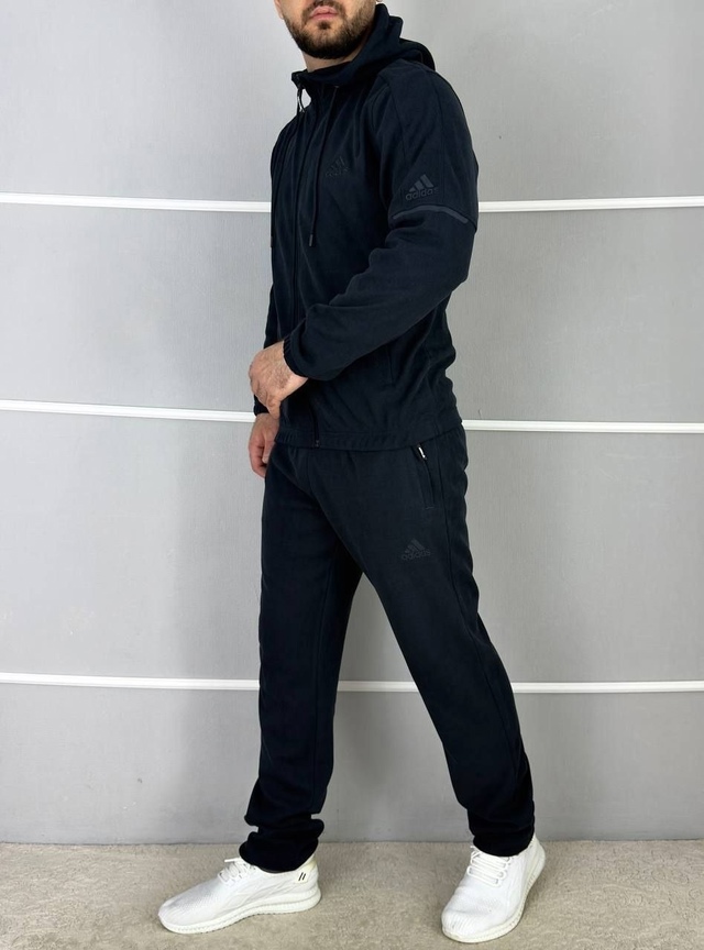 Спортивный костюм 22962355