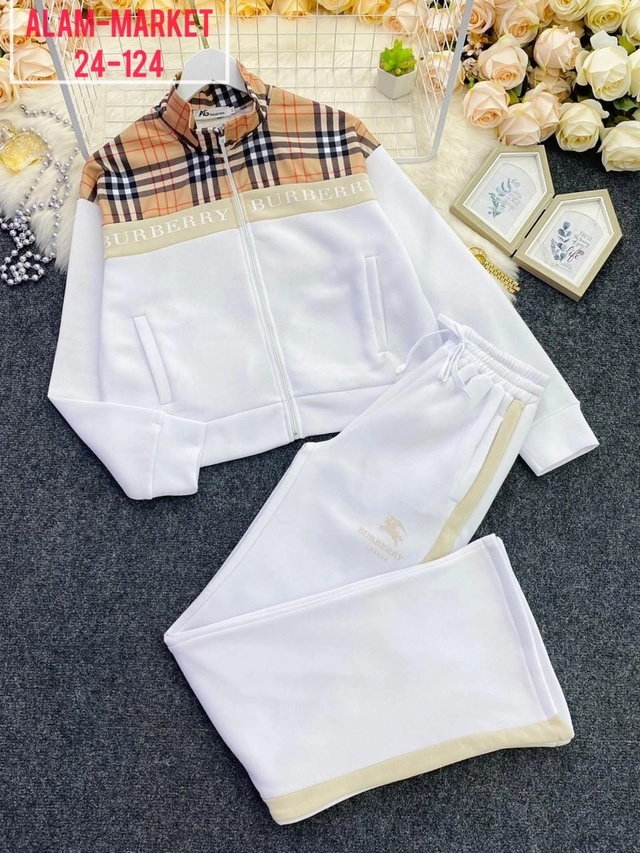 Спортивный костюм 22962633