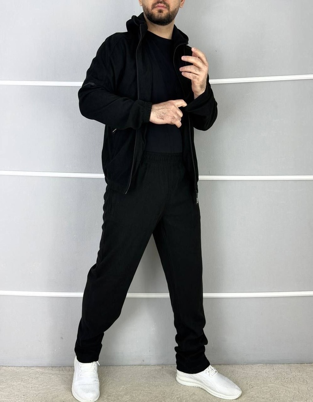 Спортивный костюм 22962355