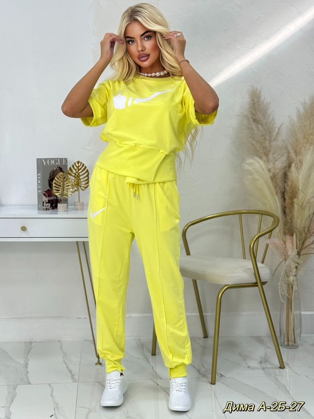 Спортивный костюм 22964976