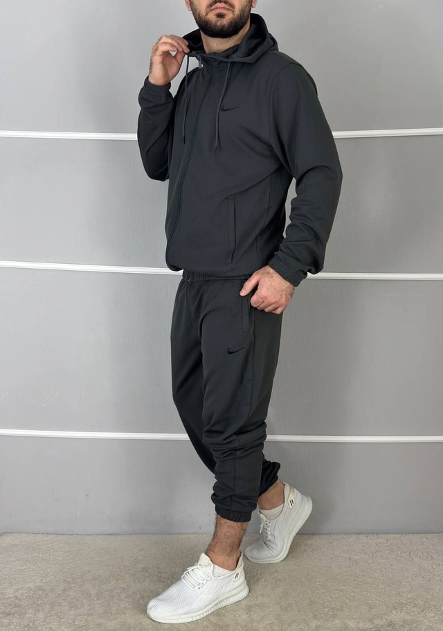 Спортивный костюм 22966745