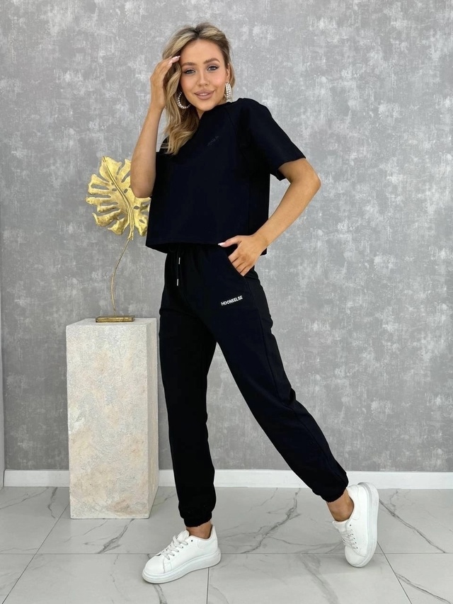 Спортивный костюм 22966692