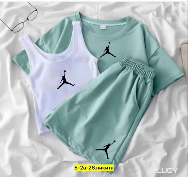 Спортивный костюм 22966244