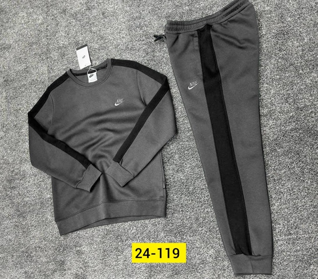 Спортивный костюм 22968690