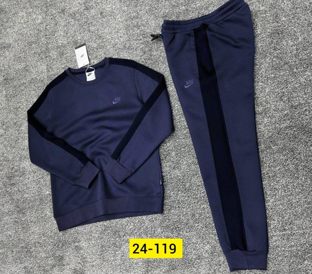 Спортивный костюм 22968690