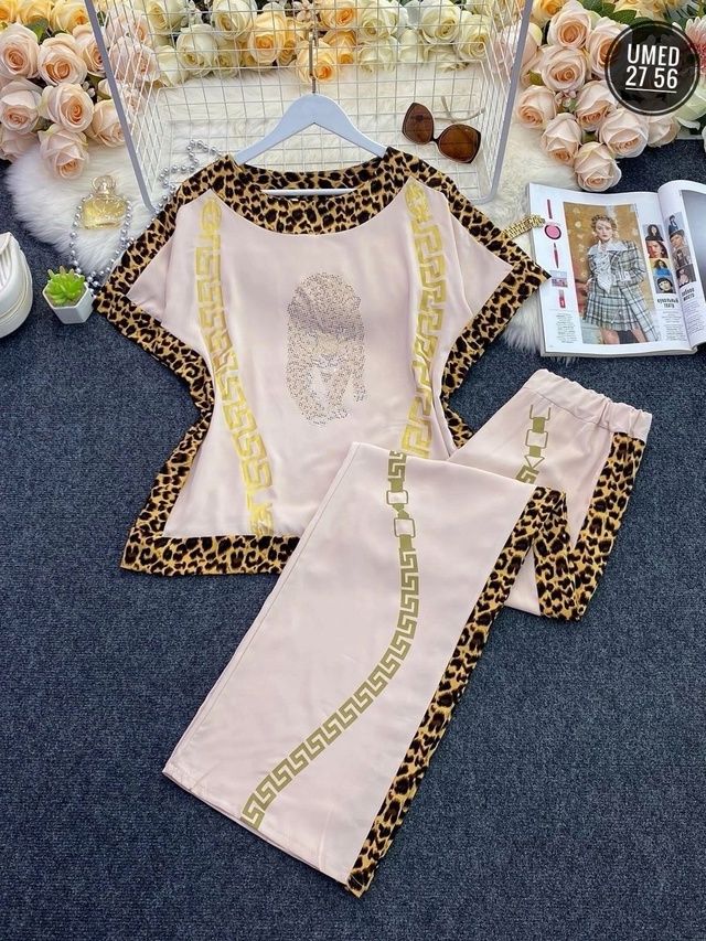 Костюм 22972104