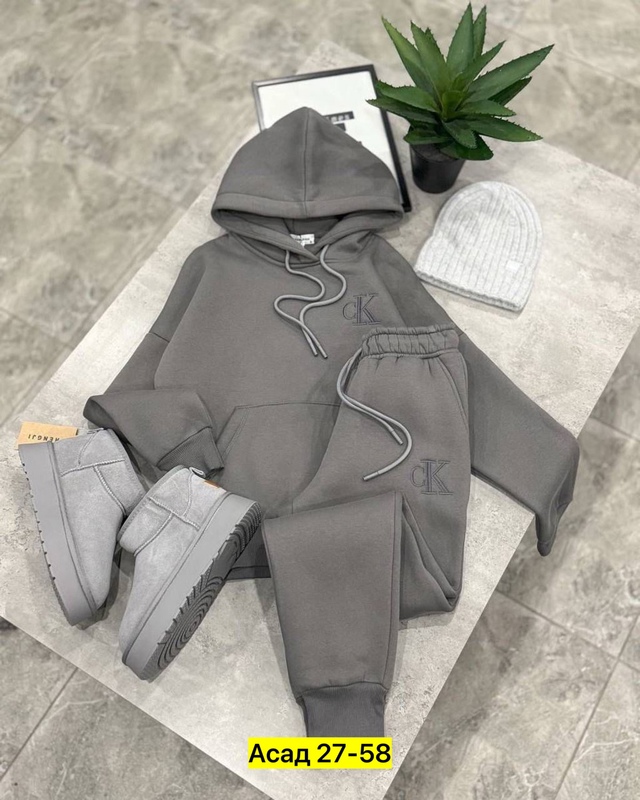 Спортивный костюм 22974192