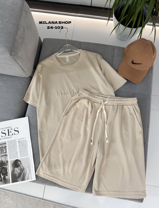 Спортивный костюм 22973272