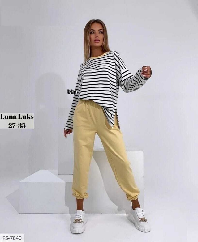 Спортивный костюм 22974659