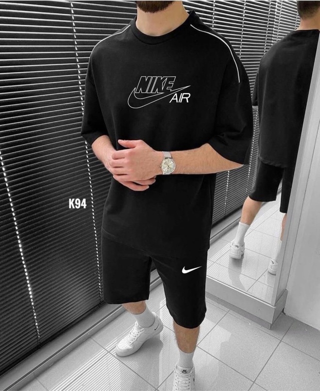 Спортивный костюм 22976910