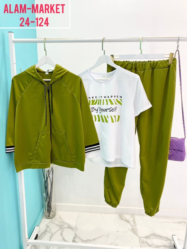 Спортивный костюм 22979127