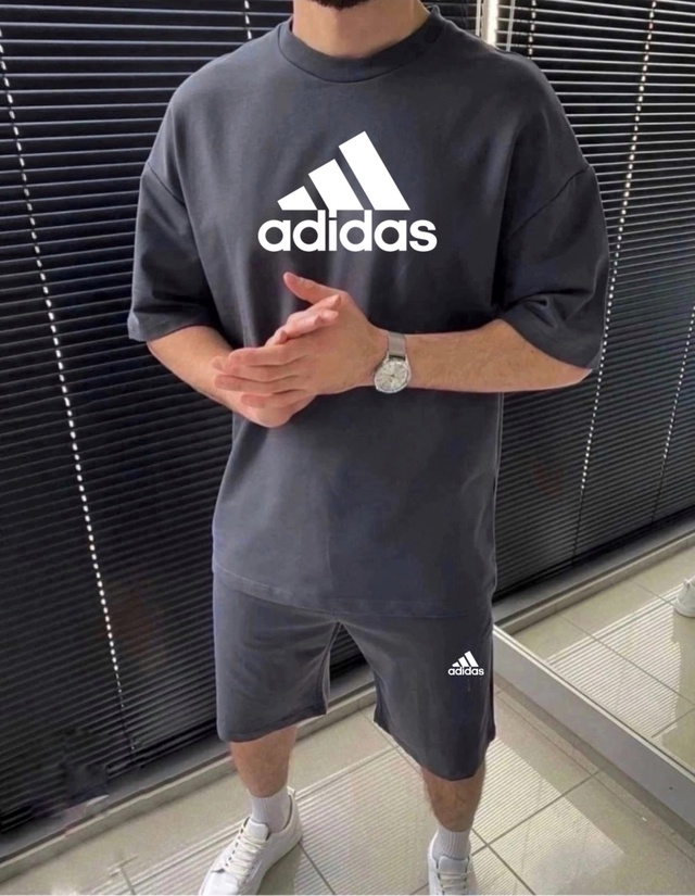 Спортивный костюм 22979764