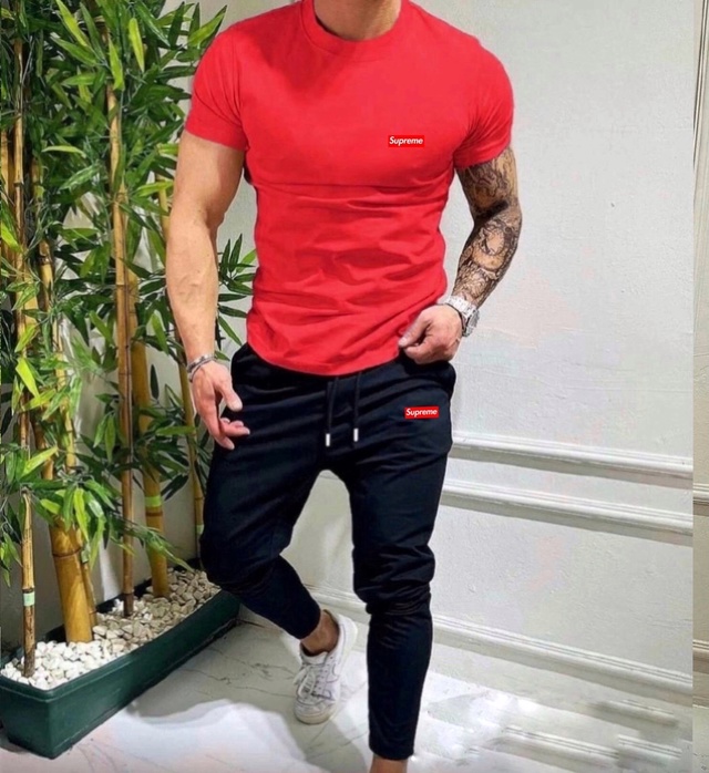 Спортивный костюм 22979698