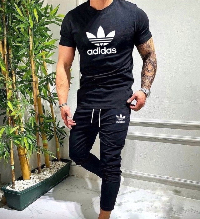 Спортивный костюм 22979698