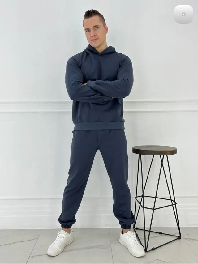 Спортивный костюм 22980265