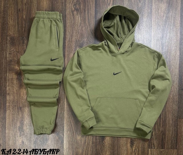 Спортивный костюм 22979962