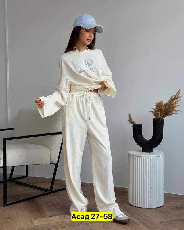 Спортивный костюм 22981562