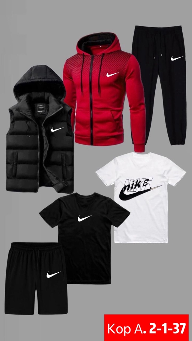 Спортивный костюм 22984399