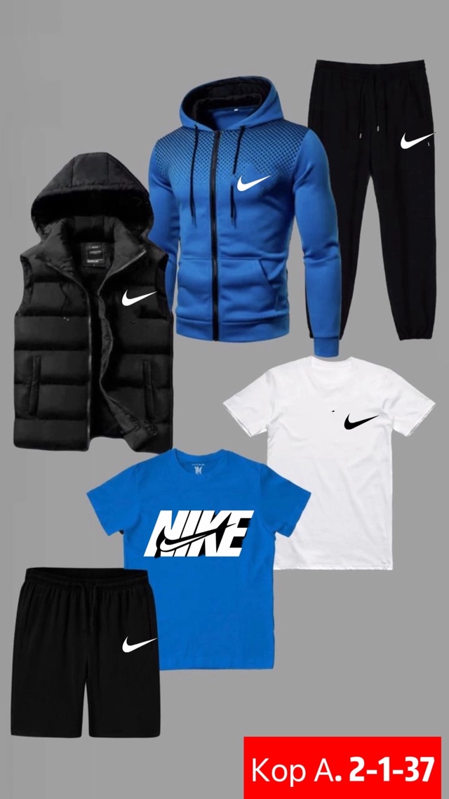 Спортивный костюм 22984399