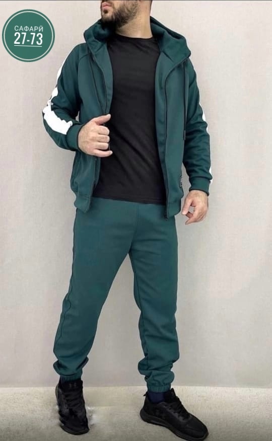 Спортивный костюм 22985274