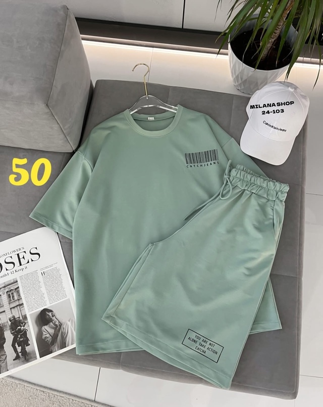 Спортивный костюм 22986209