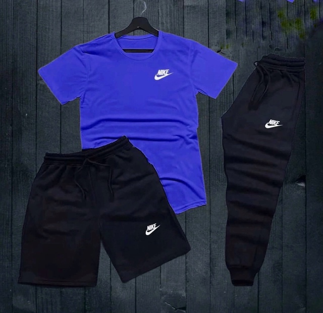 Спортивный костюм 22985594