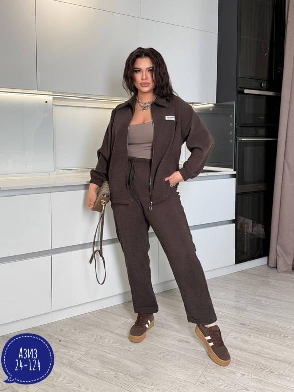 Спортивный костюм 22985729