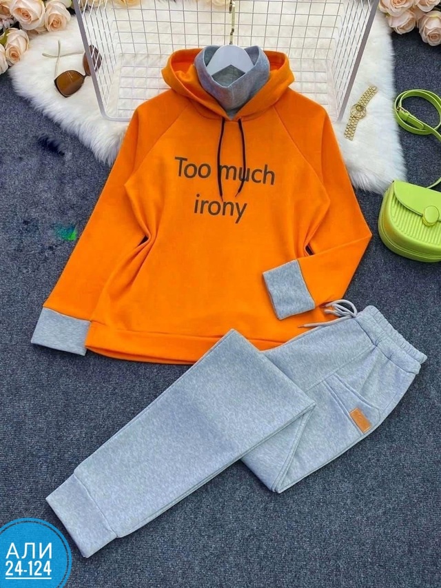 Костюм 22988337