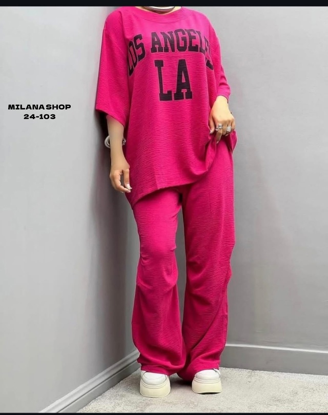 Спортивный костюм 22987935