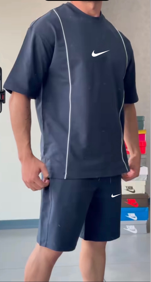 Спортивный костюм 22987785