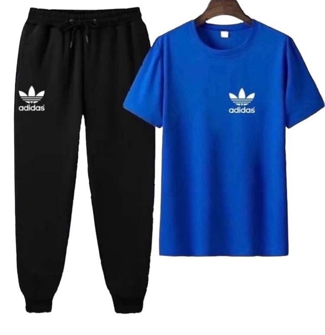 Спортивный костюм 22992834