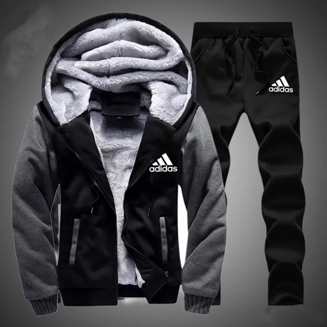 Спортивный костюм 22997390