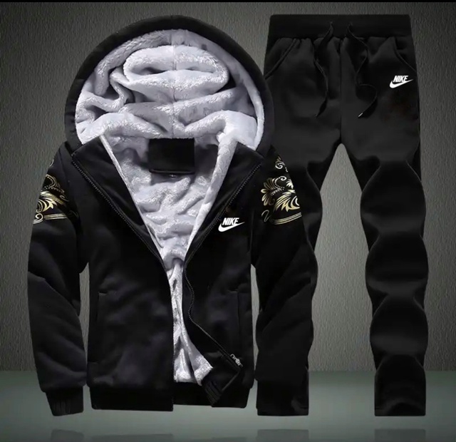 Спортивный костюм 22997390