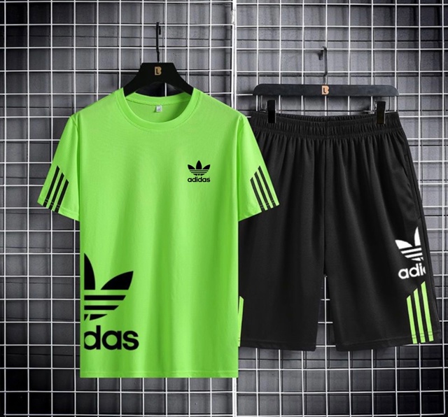 Спортивный костюм 22997078