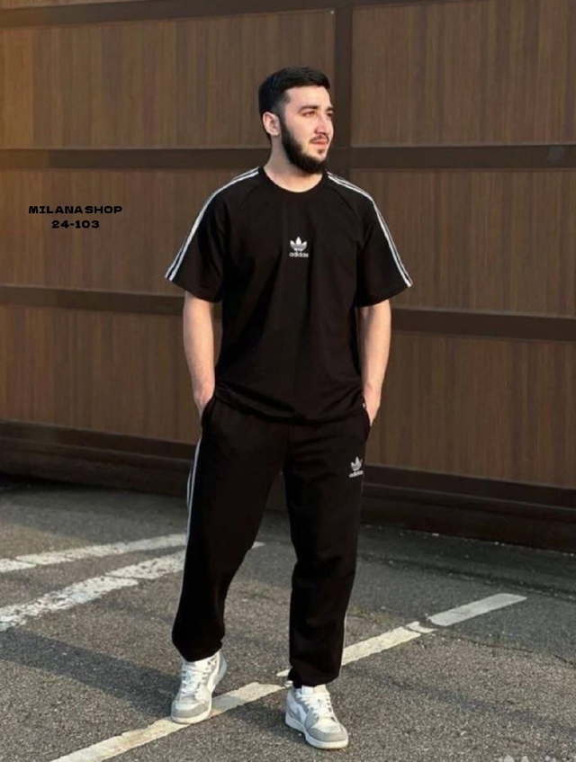 Спортивный костюм 22997601