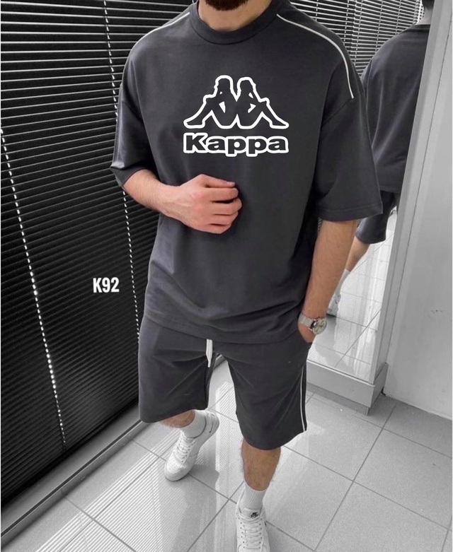 Спортивный костюм 22996649