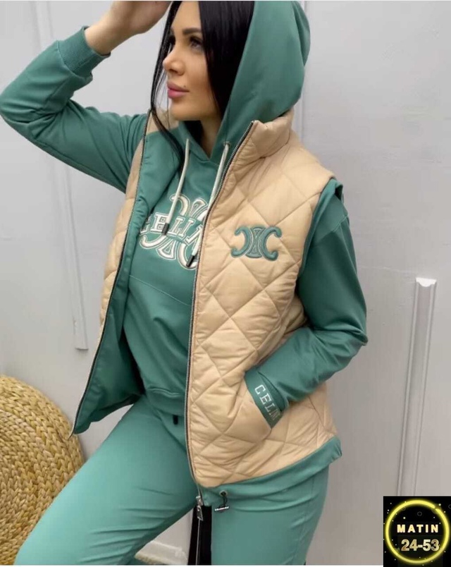 Спортивный костюм 22997852